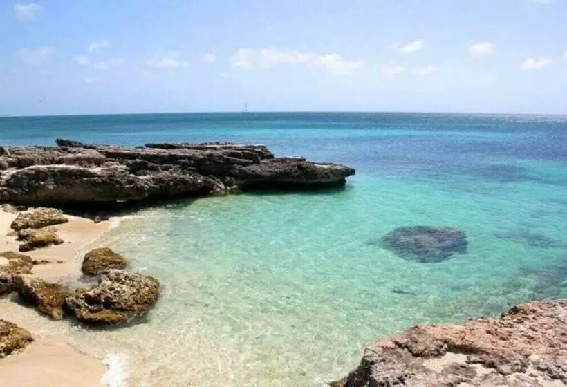 Sunbreak Aruba 2br & 3br Villas With Private Pools