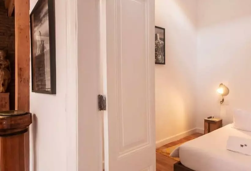 Villa With Rooftop Terrace In Barranco