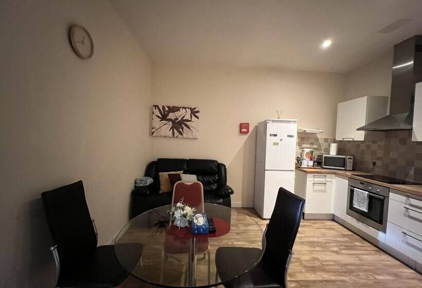 Aberdeen Stay Central 2 Bedrooms Apt No Party