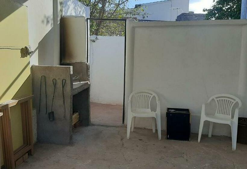 Casa Blanca, 8000 Pesos Arg Por Noche