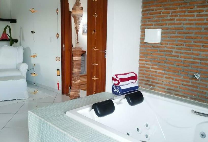 Casa Com 3 Suítes, Piscina E Super Conforto A 50 Metros Do Mar, Santa Cruz De Cabrália, Bahia