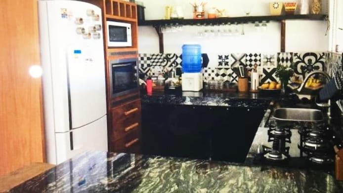 Casa Com 3 Suítes, Piscina E Super Conforto A 50 Metros Do Mar, Santa Cruz De Cabrália, Bahia