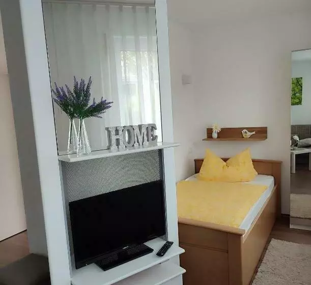 Ferienwohnung Neuenstein