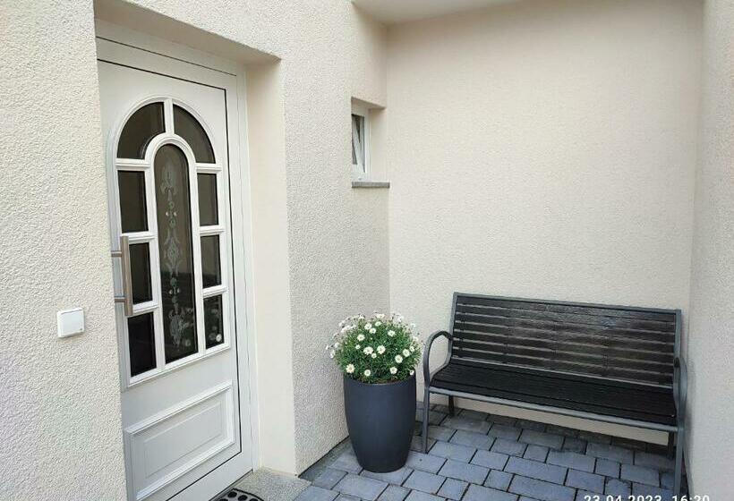 Ferienwohnung Neuenstein