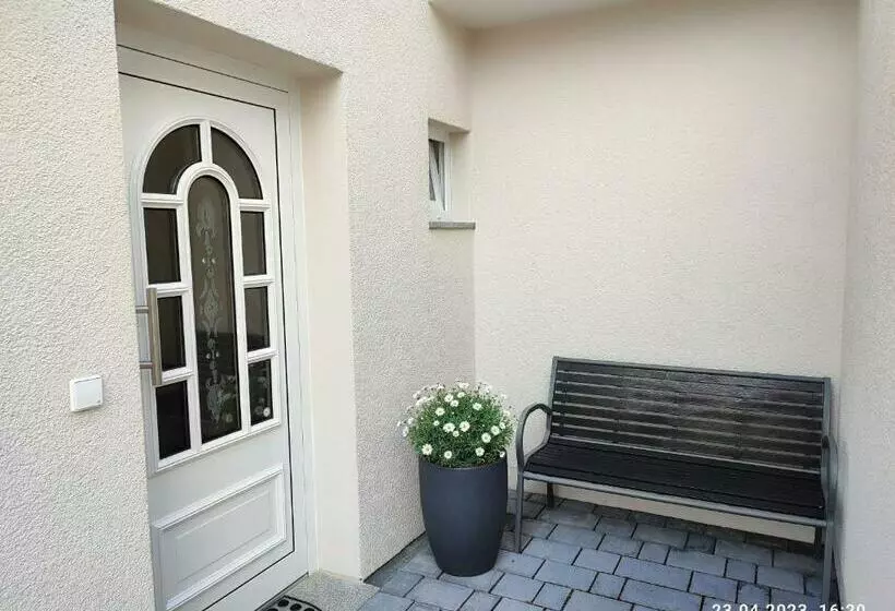 Ferienwohnung Neuenstein