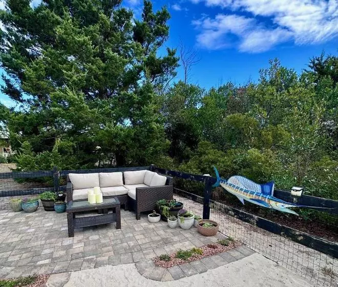 Lil Tipsea On Topsail   Close To The Sound And Beach!