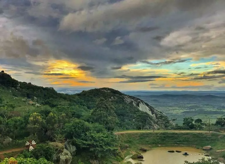 Refúgio Serra Negra   Pe