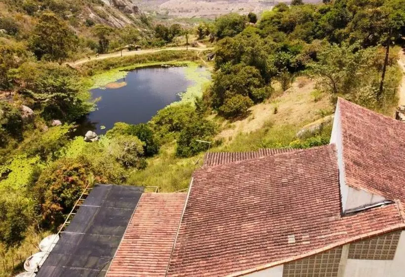 Refúgio Serra Negra   Pe