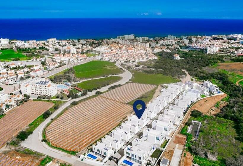 Sunnyvillas 4br New Villa Private Pool In Pernera