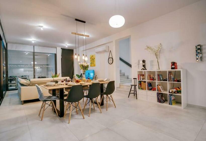 Sunnyvillas 4br New Villa Private Pool In Pernera