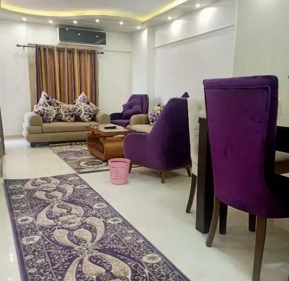 للعائلات فقط The Fardous Apartment Sea View