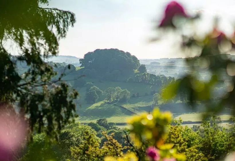 Hillside Haven, Panoramic Views Nr Bakewell