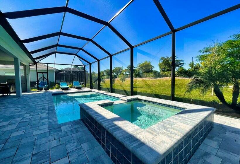 New House In Naples Reserve, Heated Pool. Close To 5th Ave, Marco Island, Beach