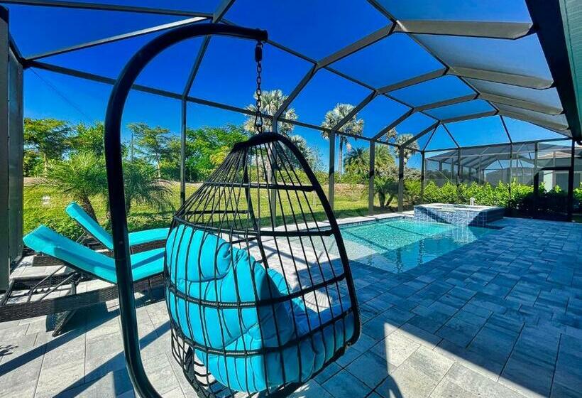 New House In Naples Reserve, Heated Pool. Close To 5th Ave, Marco Island, Beach