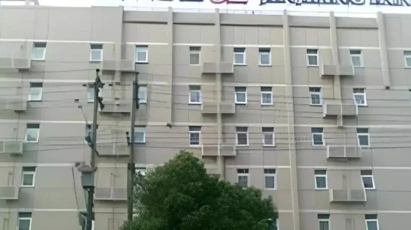 Hotel Jinjiang Inn Yueyang Railway Station