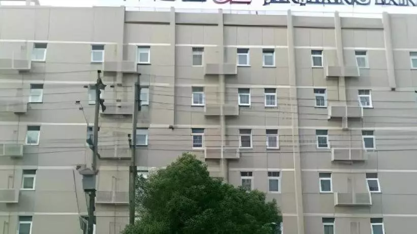 Hotel Jinjiang Inn Yueyang Railway Station
