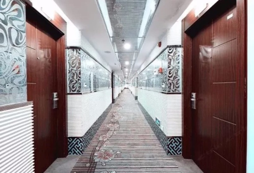 Отель Yiwu Chuzhou