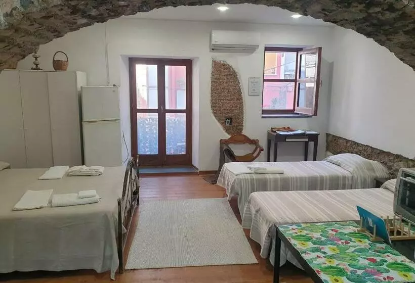 Sicily House Soprano