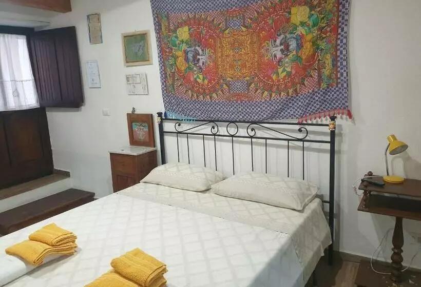 Sicily House Soprano