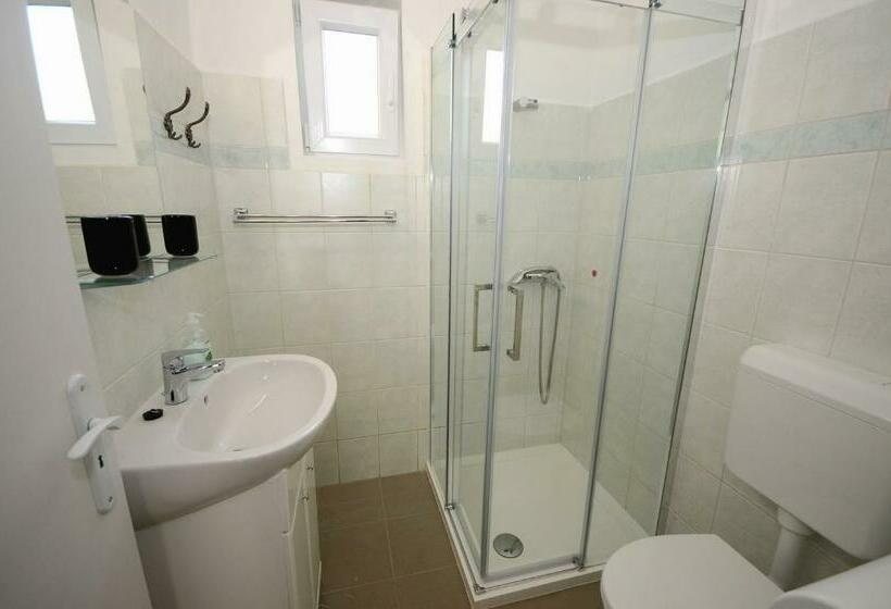 Kenderhordó Pihenőház