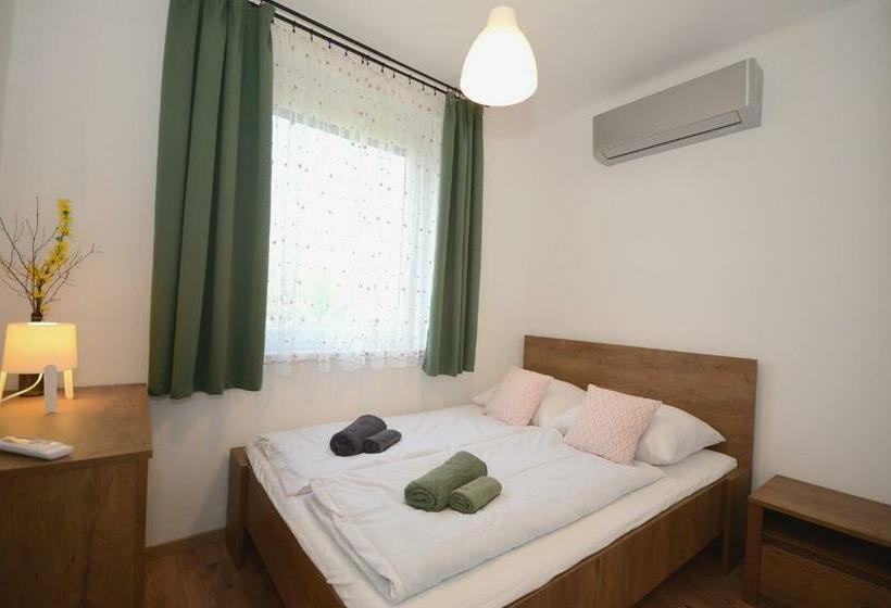 Kenderhordó Pihenőház