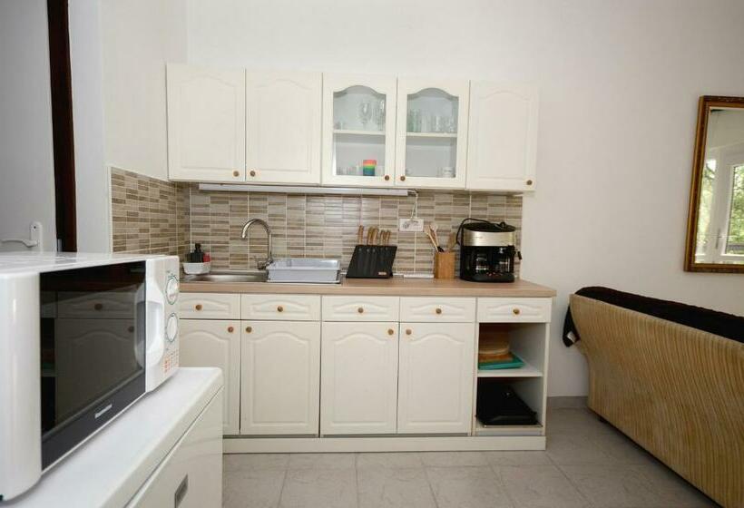 Kenderhordó Pihenőház