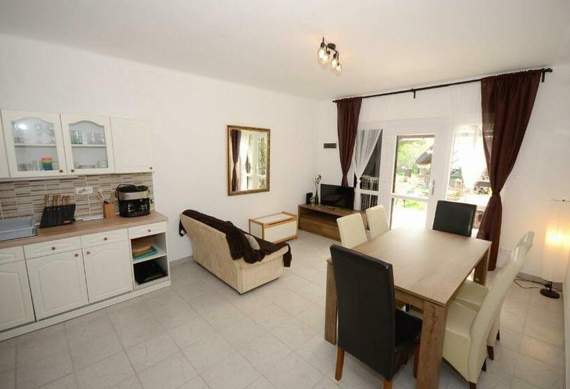 Kenderhordó Pihenőház