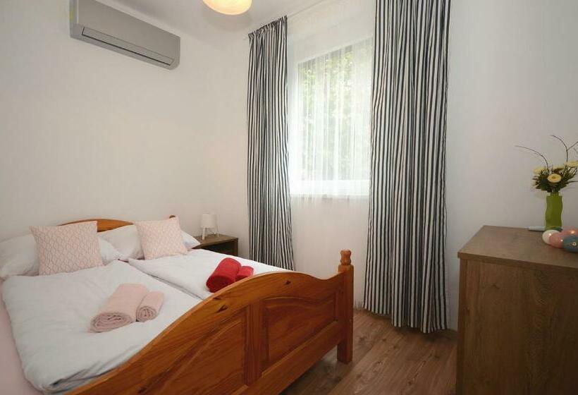 Kenderhordó Pihenőház