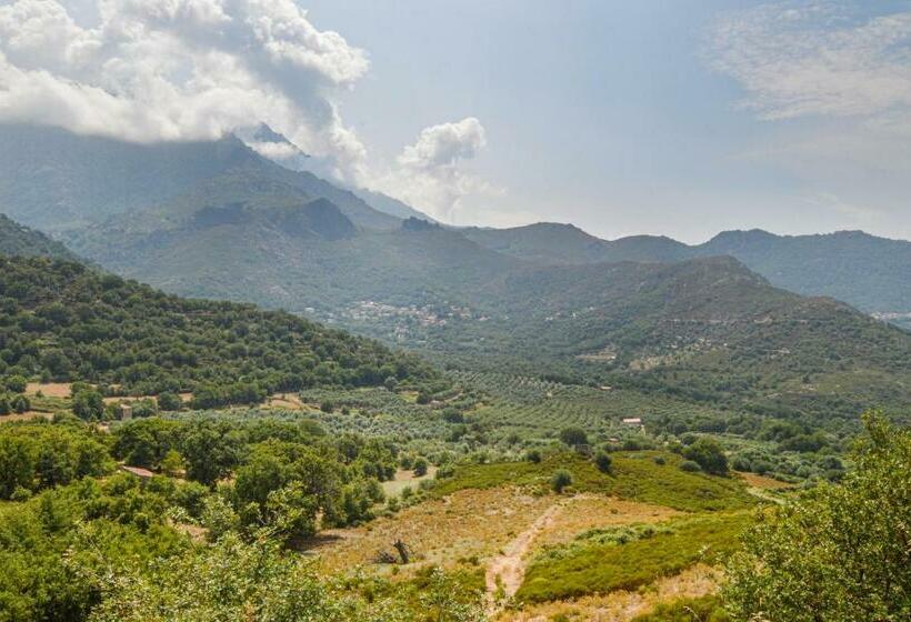 Amazing Home In Feliceto With Kitchenette