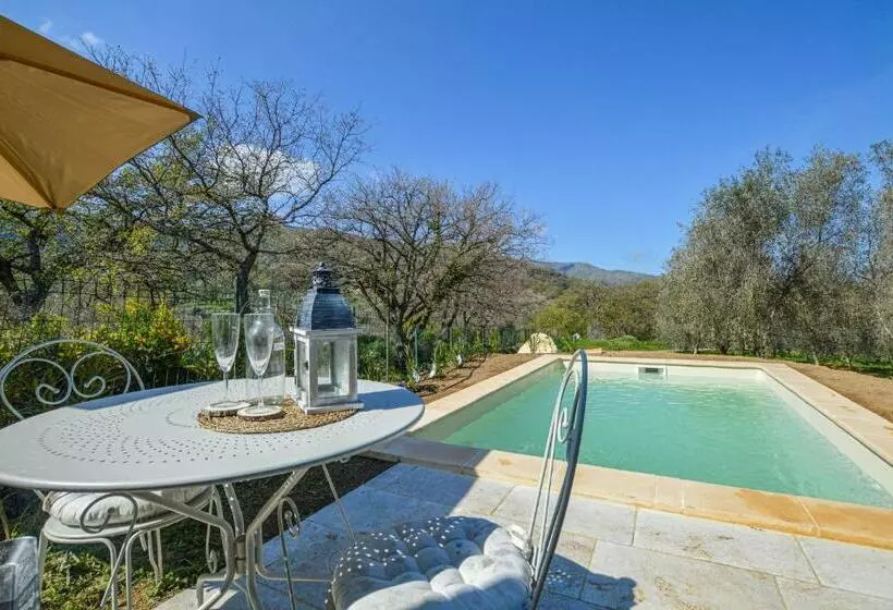 Amazing Home In Feliceto With Kitchenette