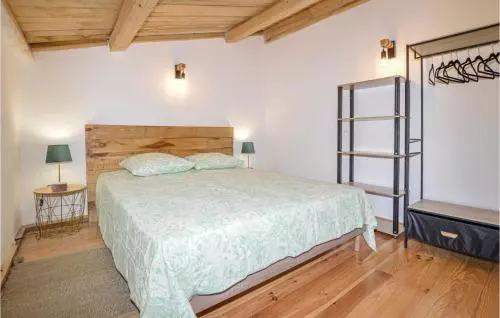 Amazing Home In Feliceto With Kitchenette