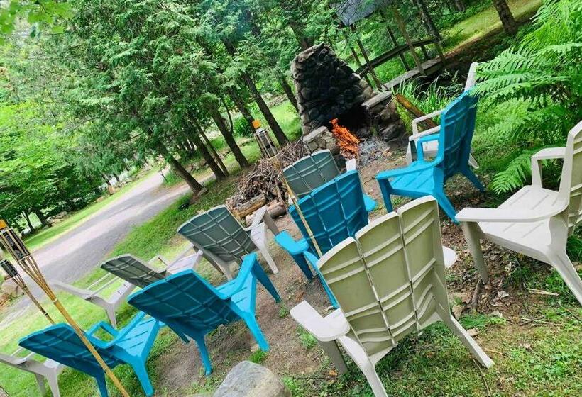 Chalet Du Ruisseau Citq 300439 Hot Tub Wifi