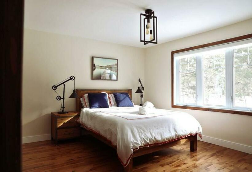 Chalet Du Ruisseau Citq 300439 Hot Tub Wifi