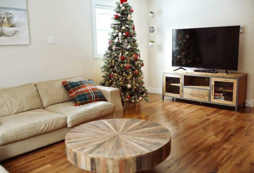 Chalet Du Ruisseau Citq 300439 Hot Tub Wifi