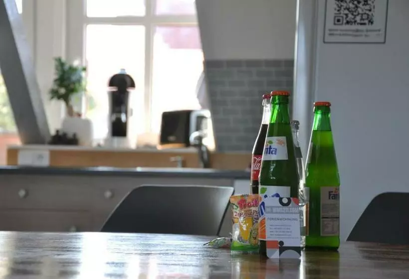 Gemütliche Dachwohnung Mit Kleiner Oder Großer Dachterrasse Nebeneinander