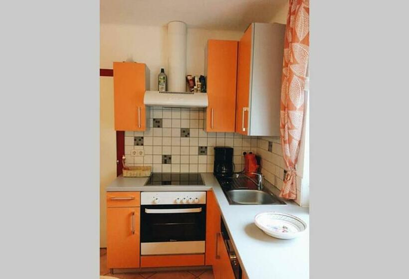 Gemütliches Ferienhaus Am Waldrand