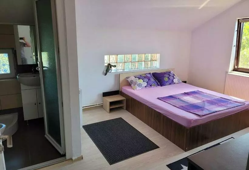 Tei House