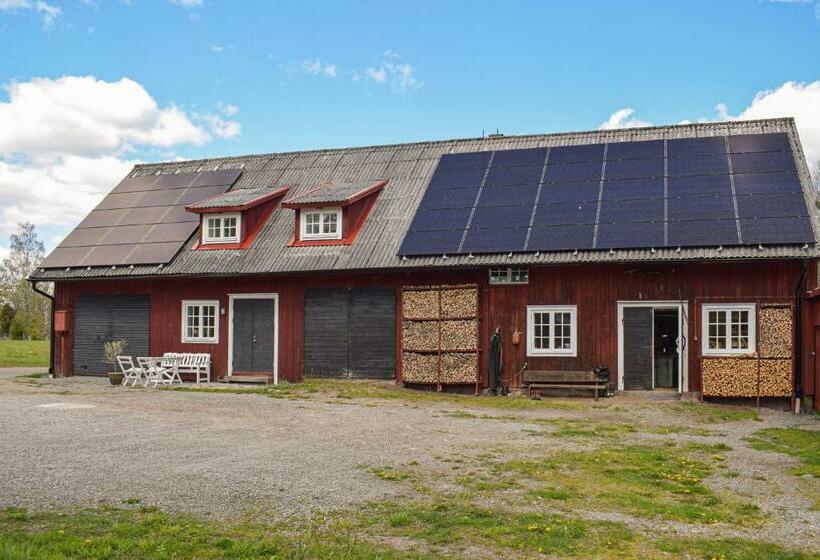 Nice Home In Lammhult With 3 Bedrooms And Wifi