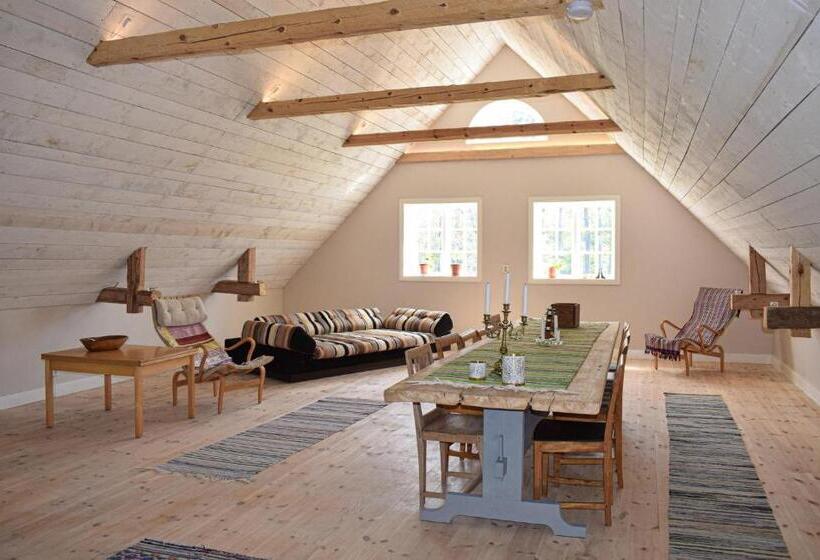 Nice Home In Lammhult With 3 Bedrooms And Wifi