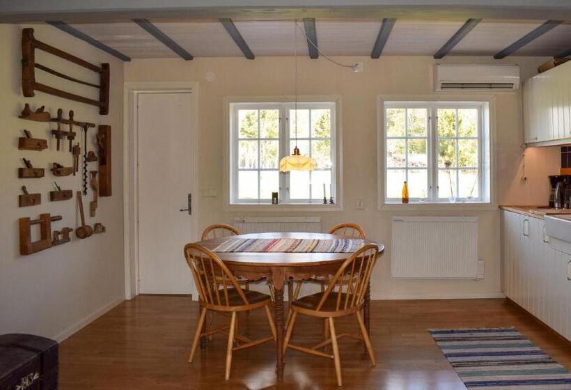 Nice Home In Lammhult With 3 Bedrooms And Wifi