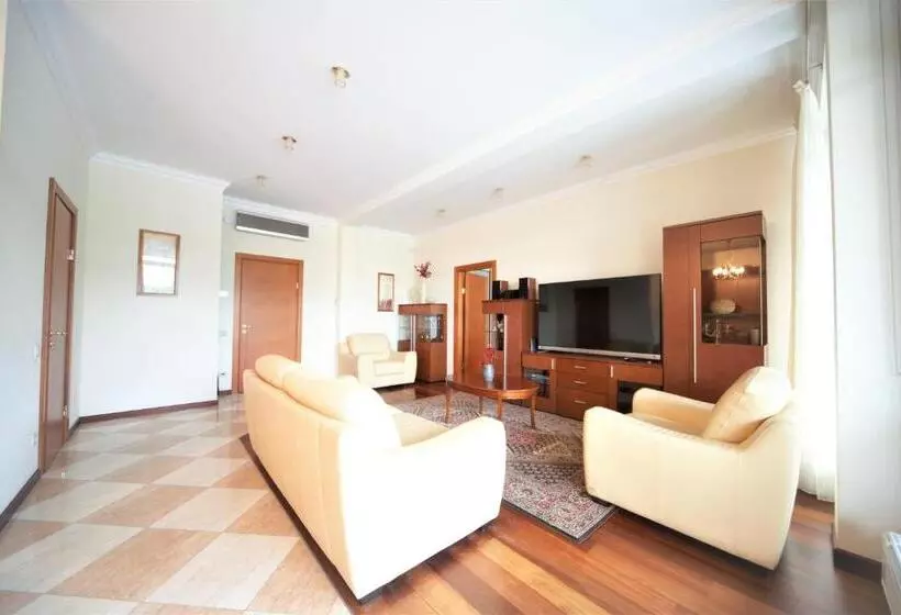 Amazing Top Floor Apartment With Private Terrace In Jurmala
