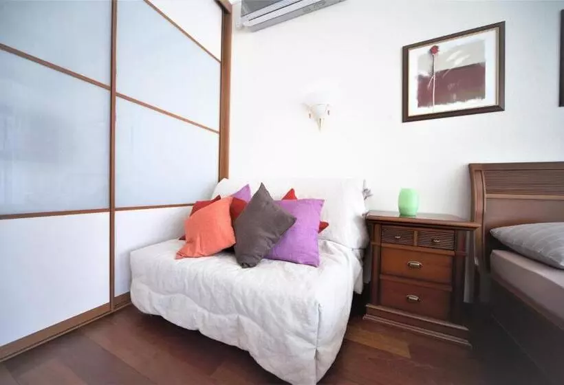 Amazing Top Floor Apartment With Private Terrace In Jurmala