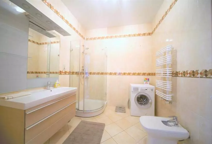 Amazing Top Floor Apartment With Private Terrace In Jurmala