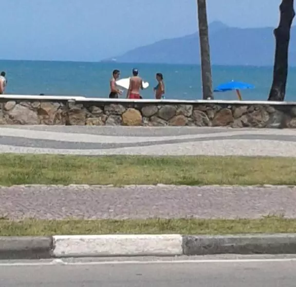 Casa A 150 M Da Praia Martins De Sá