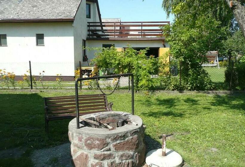 Csalogány Villa Balatonboglár