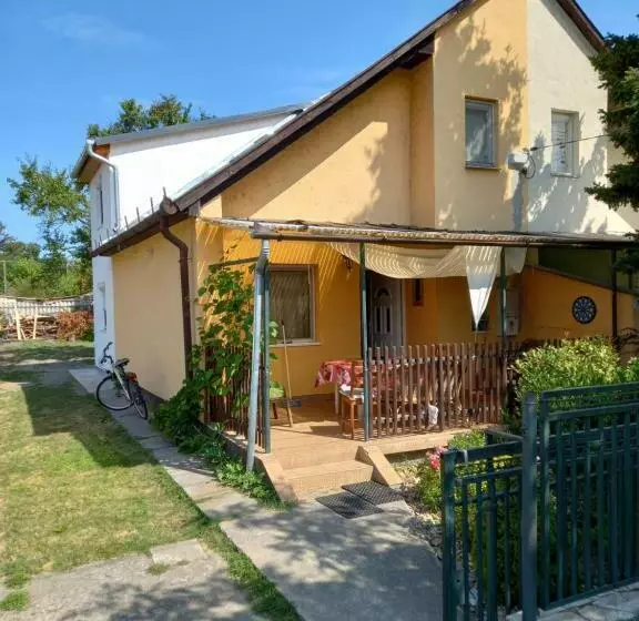 Csalogány Villa Balatonboglár