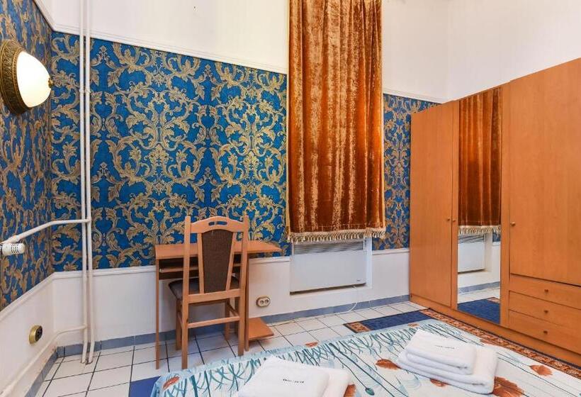 Historical Lion S Bridge 1 Bedroom Apartment