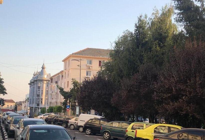 Galla Old Town Center