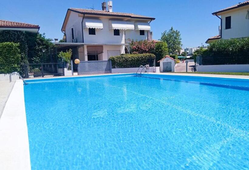 Luxury Villa Duna Verde