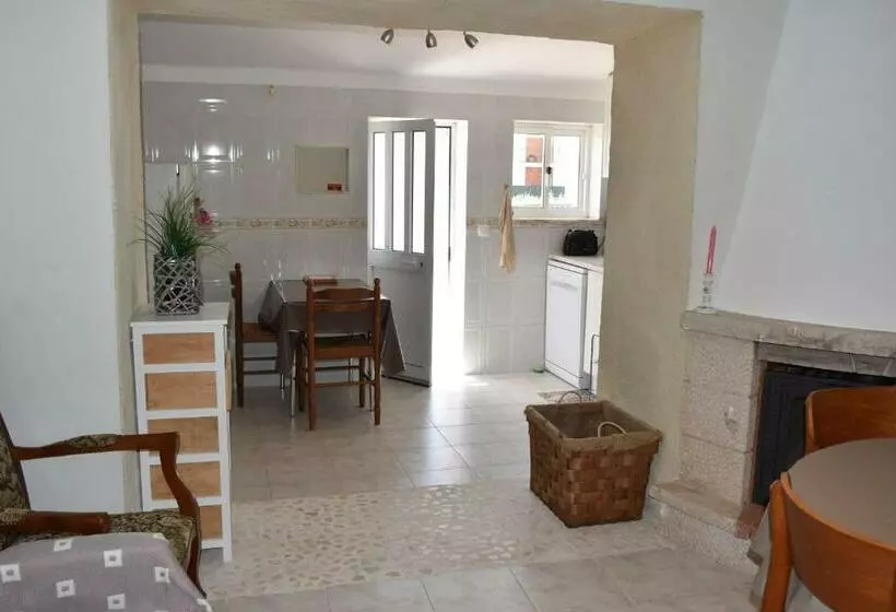 Maison D Almoinha